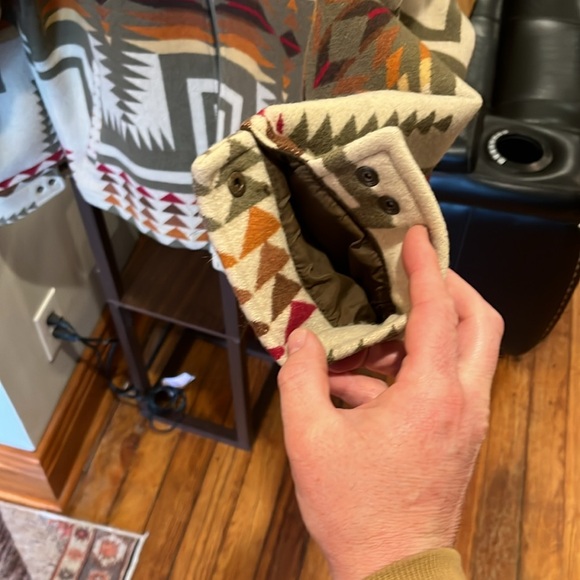 Geometric Patterned Jacket - Picture 8 of 9